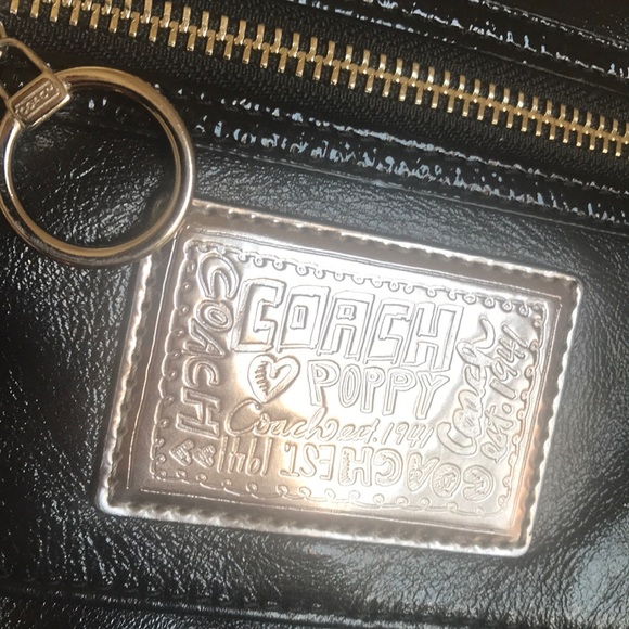 Coach - Picture 8 of 16